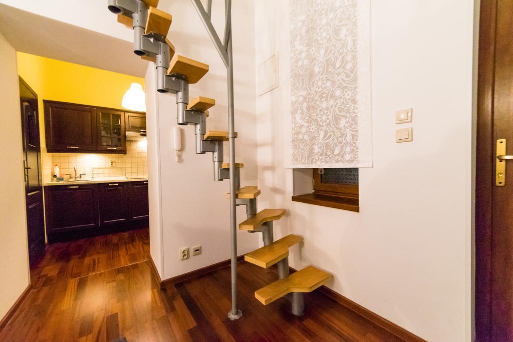 Quiet & Cosy Apt In The Heart Of Old Cracow Cracóvia Exterior foto