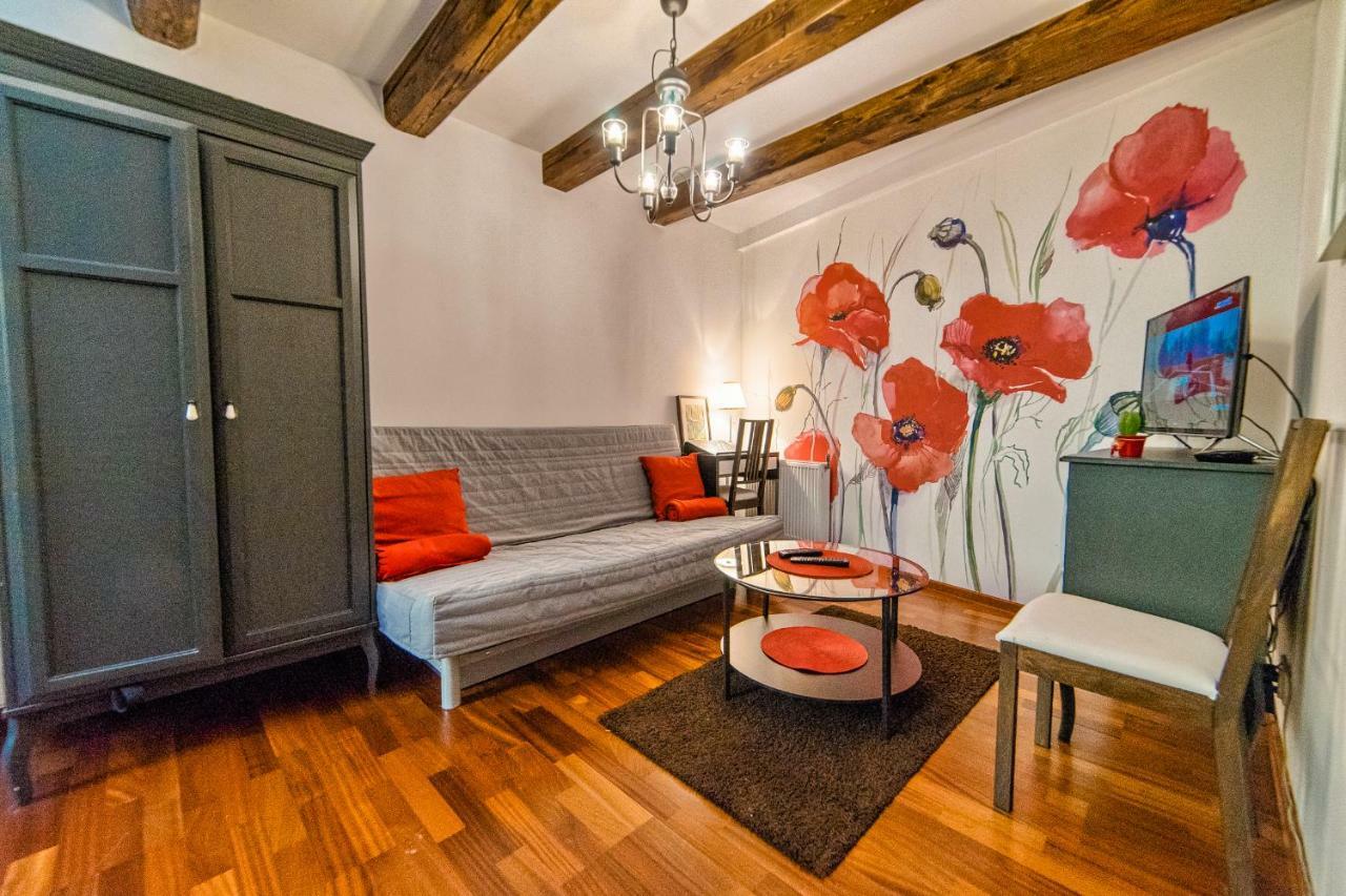 Quiet & Cosy Apt In The Heart Of Old Cracow Cracóvia Exterior foto